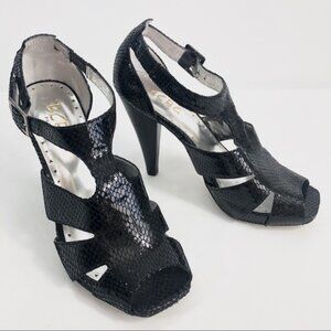 BCBG Carly Snake Skin Square Toe Cage Sandals size 6